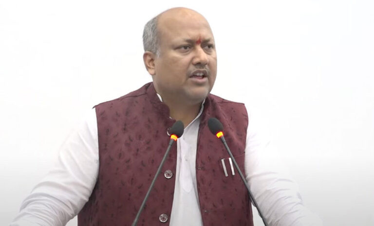 मधेस सरकारले ८ राज्यमन्त्रीलाई हटायो