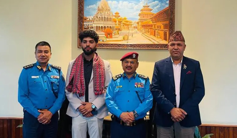 आयुष दुलाललाई ‘म्यान अफ द वर्ल्ड २०२५’ का लागि प्रहरी महानिरीक्षकको शुभकामना