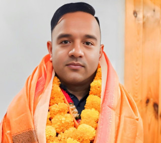 कांग्रेसको राजनीतिमा होमिए चर्चित गायक प्रकाश कटुवाल
